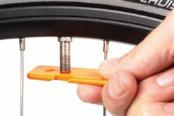 SKS Reifenheber Set Levermen 7 SKS Reifenheber Set Levermen -Fahrradteile Serien Geschäft 11586 levermen detail av valve 1024x682 1