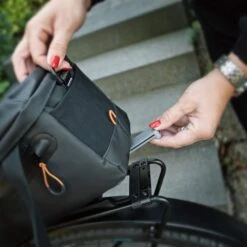 SKS INFINITY TOPBAG Wasserdichte Fahrradtasche -Fahrradteile Serien Geschäft 11947 infinity topbag detail 06 1024x1024 1