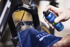 TUNAP Federgabelreiniger Spray 125ml 15 TUNAP Federgabelreiniger Spray 125ml -Fahrradteile Serien Geschäft 4096 2732 max 1 40e75