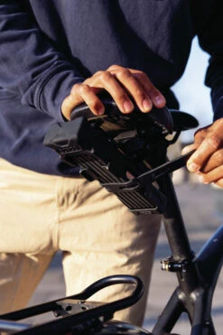 Abus Halter Halter SH SF BORDO Saddlefix+Raincap -Fahrradteile Serien Geschäft 67866 mood sattelfix 00a6546 3