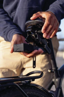 Abus Halter Halter SH SF BORDO Saddlefix+Raincap -Fahrradteile Serien Geschäft 67866 mood sattelfix 00a6600 3