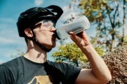 Fidlock TWIST Bottle 600 + Bike Base Set 2022 -Fahrradteile Serien Geschäft fidlock twist bottle 600 3