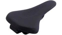 Fizik Sattel ''Terra Alpaca X5'' + Alpaca Tool Carrier -Fahrradteile Serien Geschäft nzi2nzqzoa