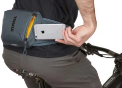 Thule Rail 0.5L Hip Bag Hüfttasche -Fahrradteile Serien Geschäft thule 3204479 hipbag 0 5l 3