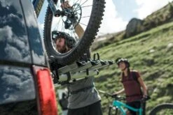 Thule WanderWay 2 - Heckklappen-Fahrradträger Für 2 Fahrräder -Fahrradteile Serien Geschäft thule wanderway ls austria 190619 m13362 cold